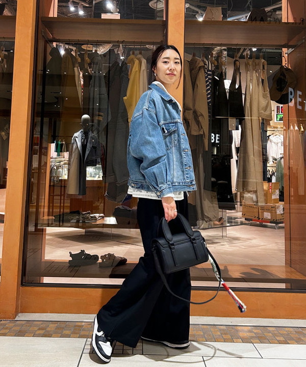 川口 恵さんの「BEAMS WOMEN｜」を使ったコーディネート
