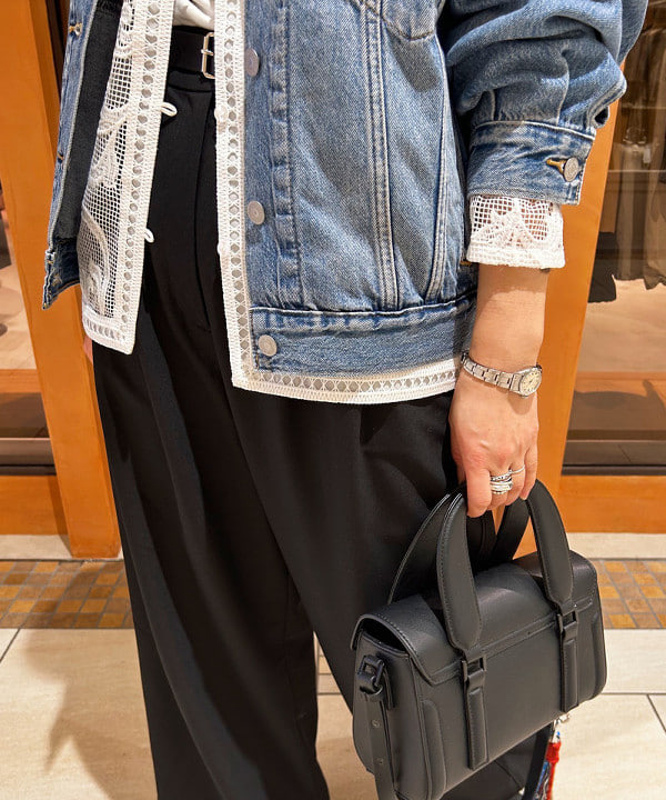 川口 恵さんの「BEAMS WOMEN｜」を使ったコーディネート
