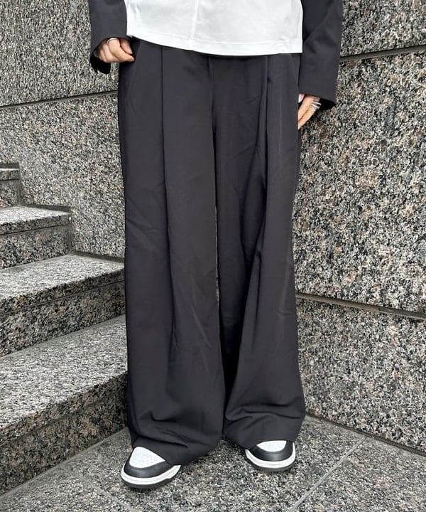 川口 恵さんの「BEAMS WOMEN｜」を使ったコーディネート