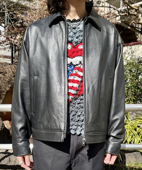 トラ吉さんの「BEAMS WOMEN｜Wrangler / WRANCHER DRESS JEAN」を使ったコーディネート