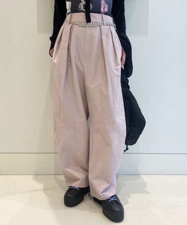 マツド ユメカさんの「BEAMS WOMEN｜Ray BEAMS / 透かし編み アームボレロ」を使ったコーディネート