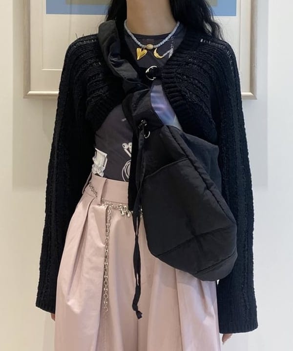 マツド ユメカさんの「BEAMS WOMEN｜Ray BEAMS / 透かし編み アームボレロ」を使ったコーディネート