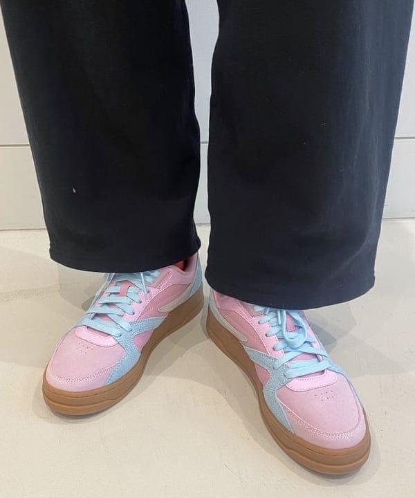 マツド ユメカさんの「BEAMS WOMEN｜Champion &times; Ray BEAMS / 別注 リバースウィーブ(R) パンツ」を使ったコーディネート
