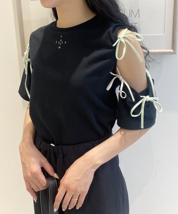 マツド ユメカさんの「BEAMS WOMEN｜Champion &times; Ray BEAMS / 別注 リバースウィーブ(R) パンツ」を使ったコーディネート