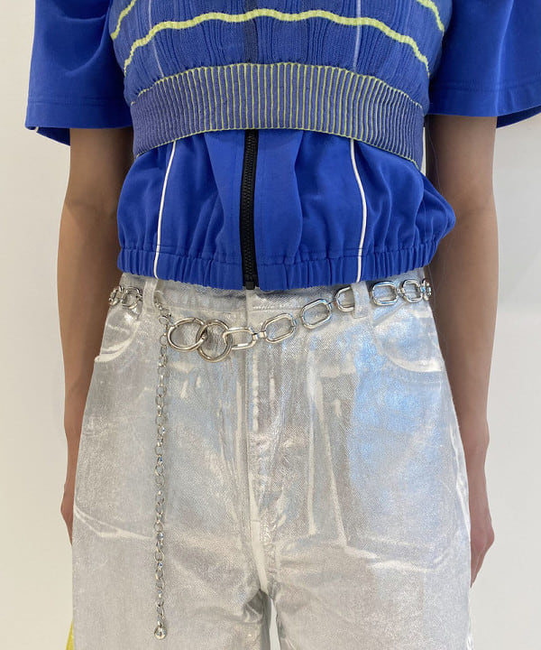 マツド ユメカさんの「BEAMS WOMEN｜Ray BEAMS / パネル キリカエ ジップ ハイネック トップス」を使ったコーディネート