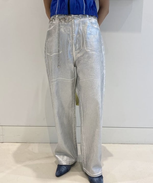 マツド ユメカさんの「BEAMS WOMEN｜Ray BEAMS / パネル キリカエ ジップ ハイネック トップス」を使ったコーディネート