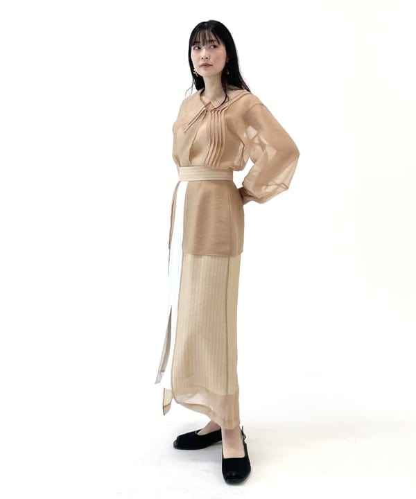 pinさんの「BEAMS WOMEN｜RBS / シアー レイヤー ストライプ スカート」を使ったコーディネート