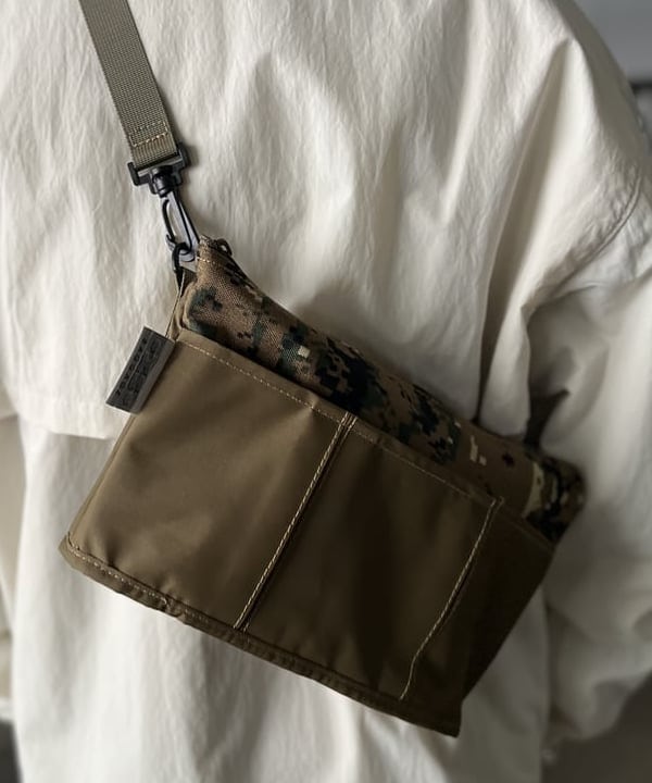 ザキサンさんの「BEAMS WOMEN｜XS BAGGAGE × BEAMS / 別注 One Shoulder Bag」を使ったコーディネート