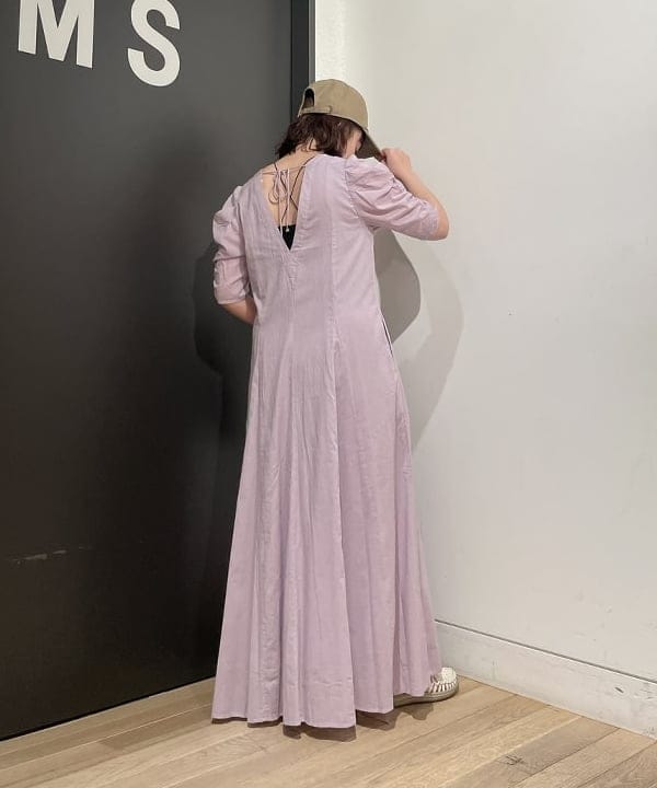 IZUMI MAYUMIさんの「BEAMS WOMEN｜KEEN / UNEEK サンダル」を使ったコーディネート
