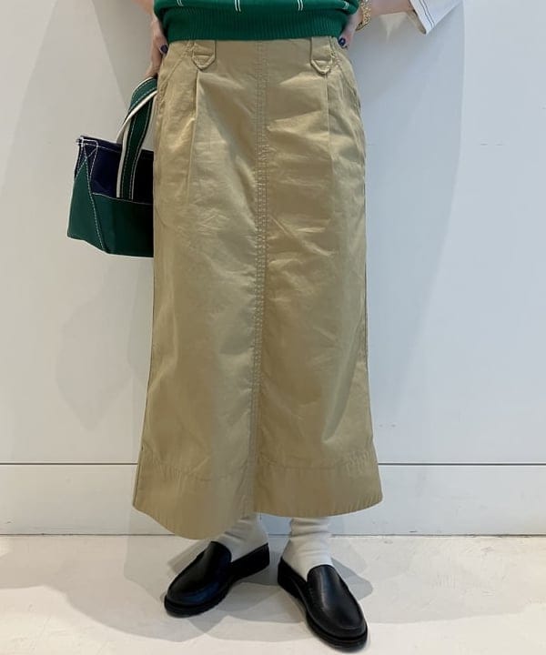 小原 もこさんの「BEAMS WOMEN｜L.L.Bean × BEAMS PLUS ＆ BEAMS BOY / Deep Bottom Deluxe Boat and Tote Mini」を使ったコーディネート