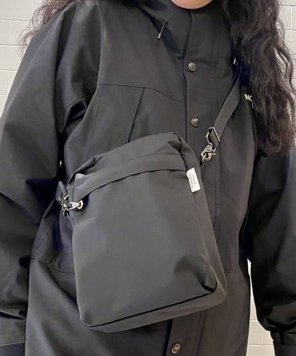 鈴木 悠里さんの「BEAMS WOMEN｜」を使ったコーディネート