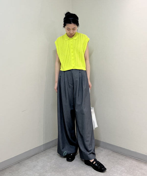 中丸　栞さんの「BEAMS WOMEN｜MR MITTENS / THEO レースポロニット」を使ったコーディネート