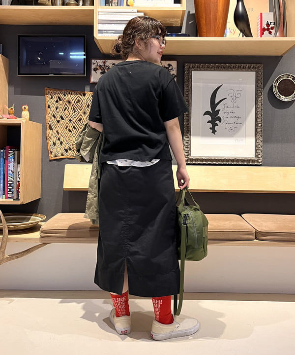 かわい みづきさんの「BEAMS WOMEN｜【別注】BRIEFING / ヘルメット バッグ」を使ったコーディネート