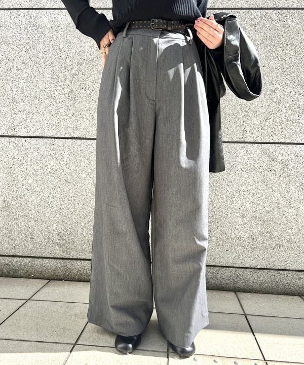 篠崎 香月さんの「BEAMS WOMEN｜」を使ったコーディネート