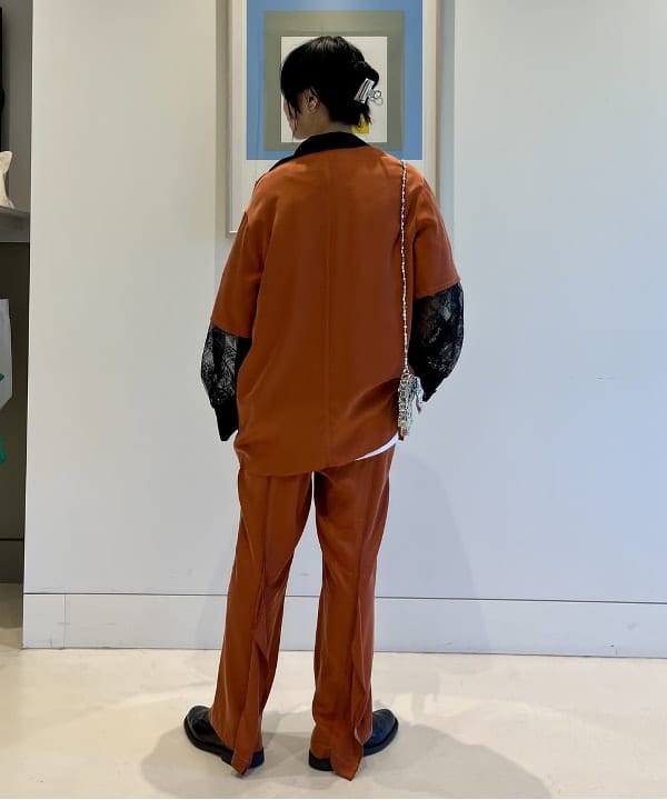 にしだてさんの「BEAMS WOMEN｜maturely / Fibril Satin Pants」を使ったコーディネート