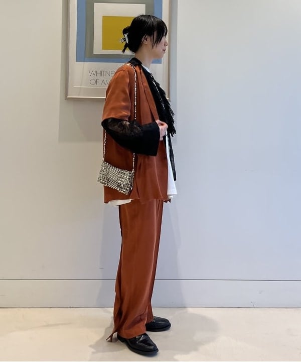 にしだてさんの「BEAMS WOMEN｜maturely / Fibril Satin Pants」を使ったコーディネート