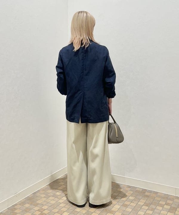 篠崎 香月さんの「BEAMS WOMEN｜Le minor / マドモアゼル バックUネック カットソー」を使ったコーディネート