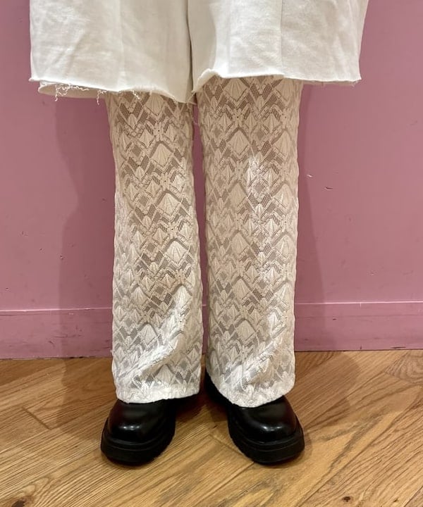 水野 萌香さんの「BEAMS WOMEN｜Ray BEAMS / カット レース シアー パンツ」を使ったコーディネート