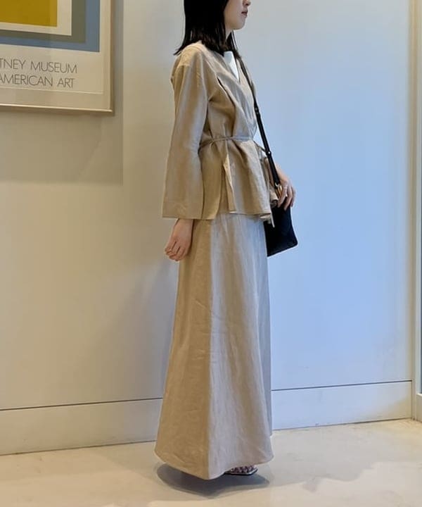 山田 千遥さんの「BEAMS WOMEN｜リネン シンプルロングスカート .M」を使ったコーディネート