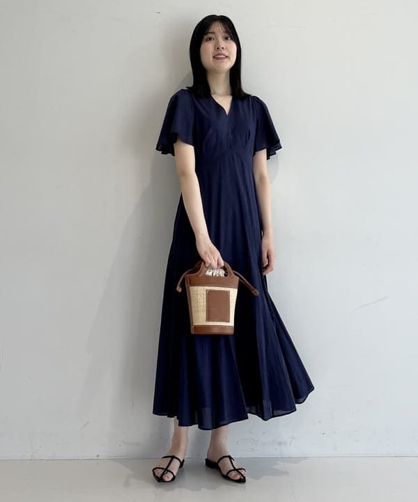 山田 千遥さんの「BEAMS WOMEN｜【別注】MARIHA / せせらぎのワンピース」を使ったコーディネート