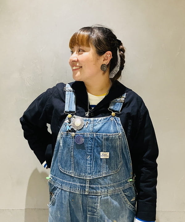 佐藤 歩さんの「BEAMS WOMEN｜BEAMS BOY / オーバーオール プリントポーチ」を使ったコーディネート