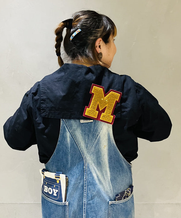 佐藤 歩さんの「BEAMS WOMEN｜BEAMS BOY / オーバーオール プリントポーチ」を使ったコーディネート