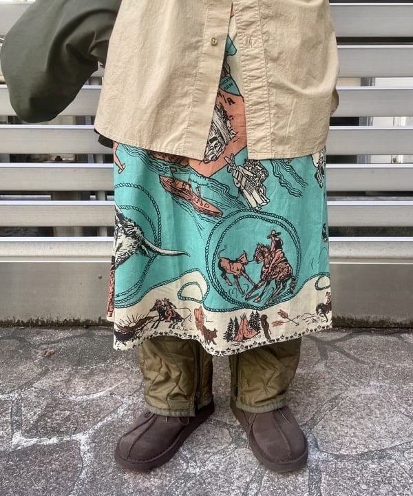 みりさんの「BEAMS WOMEN｜Barbour / OVERSIZE PEACHED BEADALE CASUAL JACKET」を使ったコーディネート