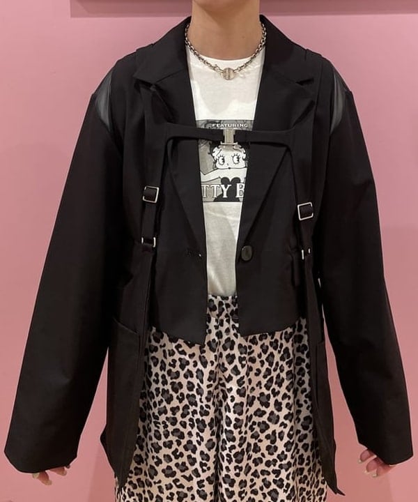 中江梨々香さんの「BEAMS WOMEN｜」を使ったコーディネート