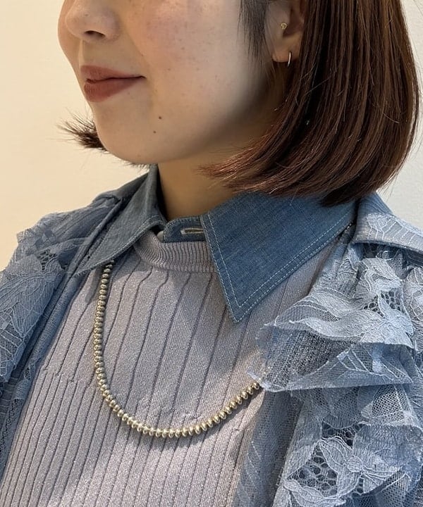 ando naoさんの「BEAMS WOMEN｜【別注】BUZZ RICKSON'S / シャンブレー ロングスリーブ シャツ」を使ったコーディネート
