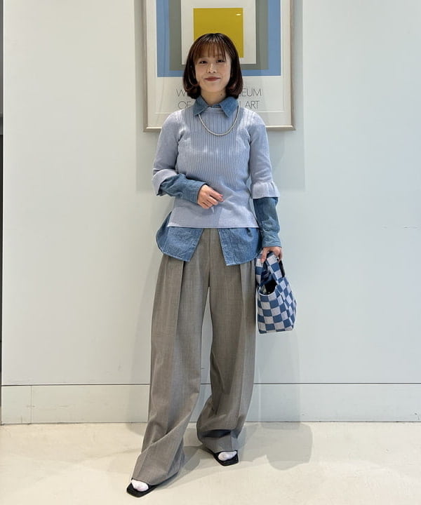 ando naoさんの「BEAMS WOMEN｜【別注】BUZZ RICKSON'S / シャンブレー ロングスリーブ シャツ」を使ったコーディネート