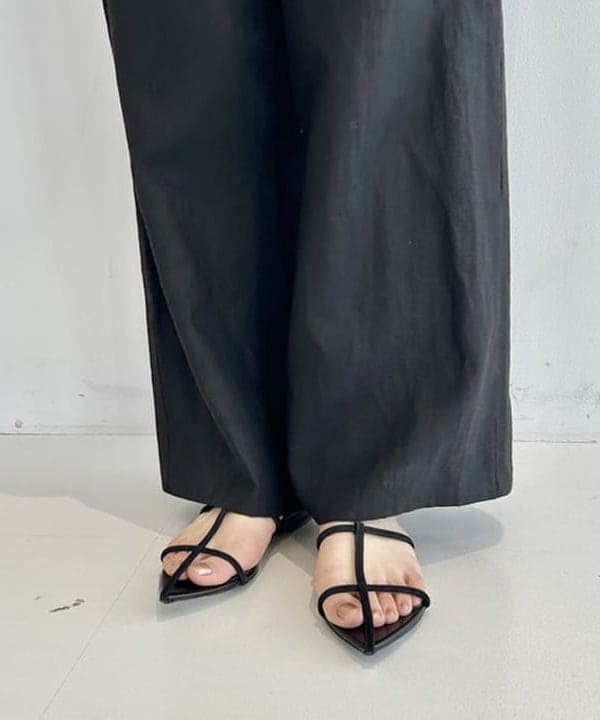 佐藤 美樹さんの「BEAMS WOMEN｜ポインテッド ヌードサンダル .M」を使ったコーディネート