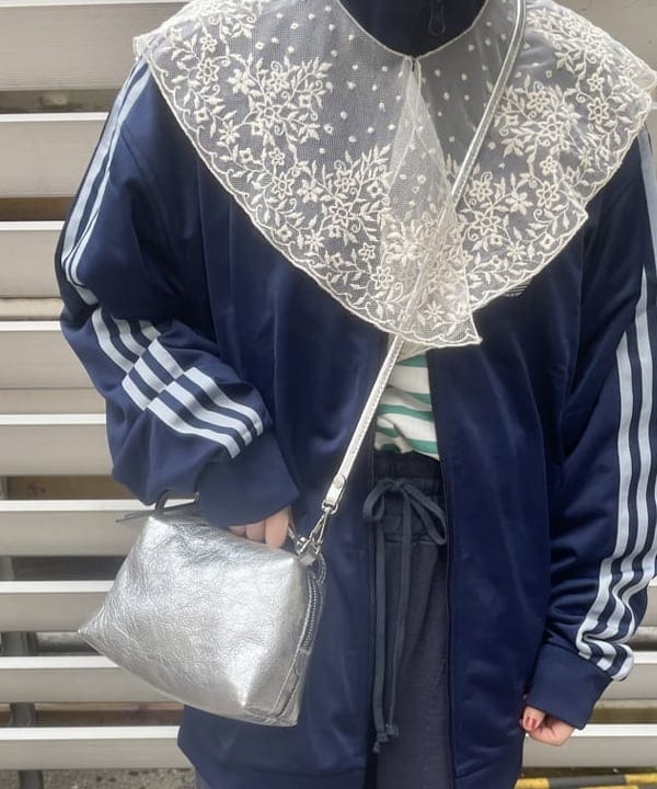 みりさんの「BEAMS WOMEN｜GIANNI CHIARINI / メタリック ALIFA レザーショルダーバッグ S」を使ったコーディネート