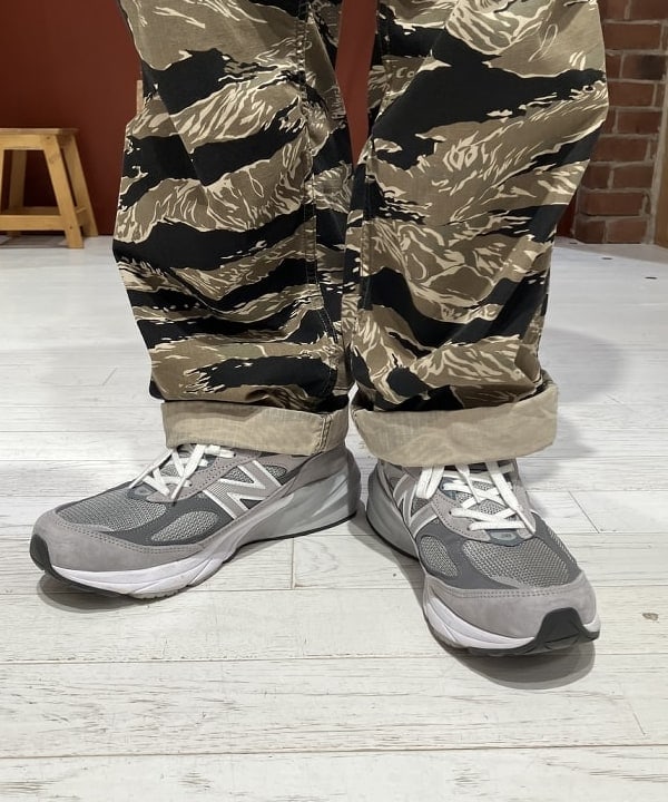 穴井 唯志さんの「BEAMS WOMEN｜adidas / アディカラー クラシックス ファイヤーバード トラックトップ」を使ったコーディネート