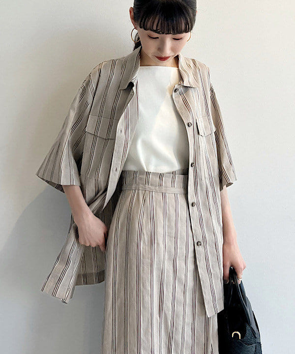 shibataさんの「BEAMS WOMEN｜Demi-Luxe BEAMS / リネン混 ストライプ シャツ」を使ったコーディネート