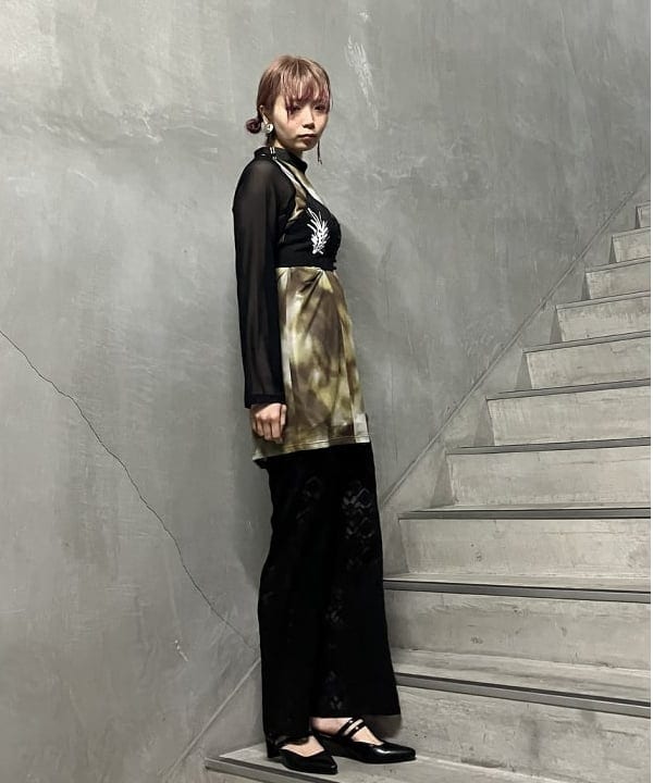 シマダリツコさんの「BEAMS WOMEN｜Ray BEAMS / カット レース シアー パンツ」を使ったコーディネート
