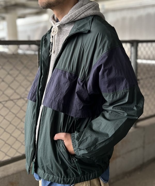 ザキサンさんの「BEAMS WOMEN｜KANGOL / Tropic Galaxy」を使ったコーディネート