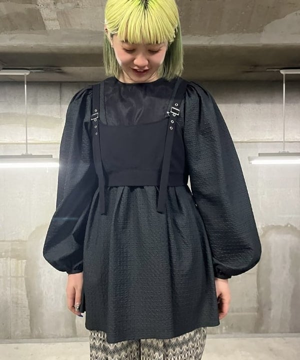 前田 優衣さんの「BEAMS WOMEN｜Ray BEAMS / ベルテッド ビスチェ」を使ったコーディネート