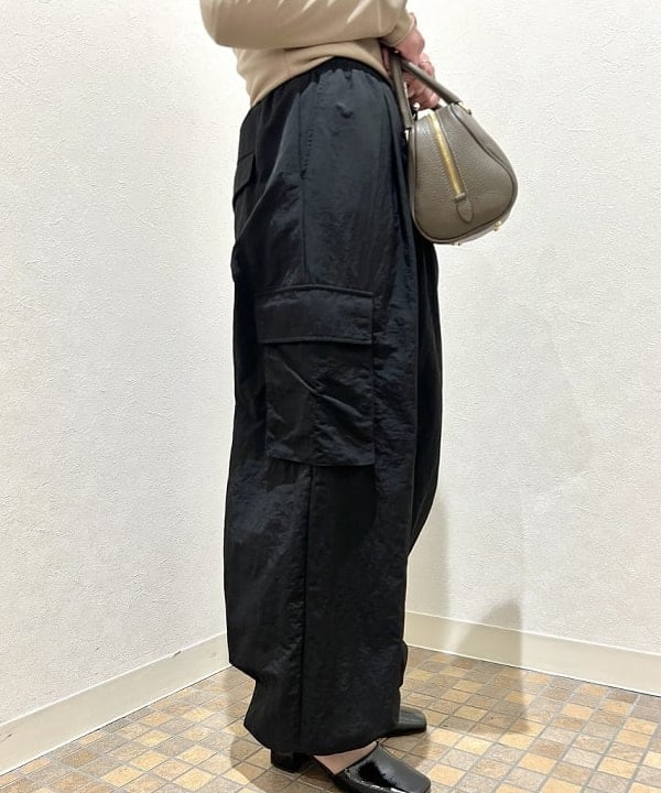 篠崎 香月さんの「BEAMS WOMEN｜Ray BEAMS / アンクルストラップ パンプス」を使ったコーディネート