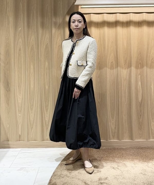 関 桂子さんの「BEAMS WOMEN｜Demi-Luxe BEAMS / バルーン コンビ ワンピース」を使ったコーディネート