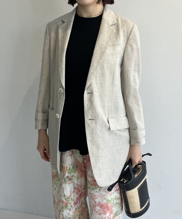 SAKAIさんの「BEAMS WOMEN｜AK+1 / ウールリネン テーラードジャケット」を使ったコーディネート