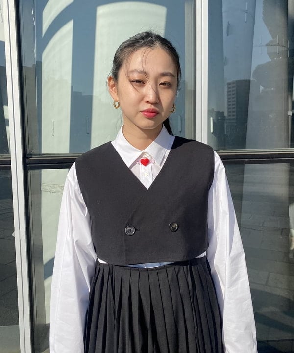 ayaさんの「BEAMS WOMEN｜▲Dr.Martens / 1B60 BEX 20 ホール ブーツ」を使ったコーディネート