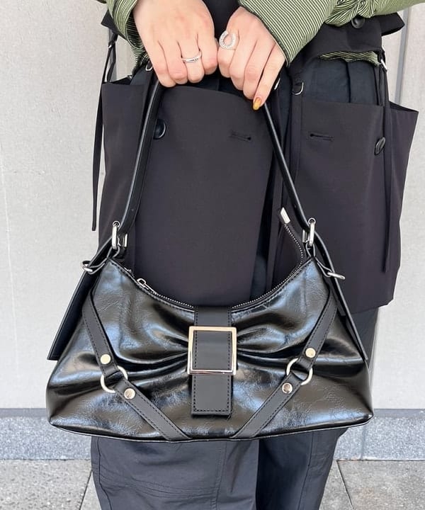 ちりこさんの「BEAMS WOMEN｜RBS / ベルテッド 2way ジレ」を使ったコーディネート