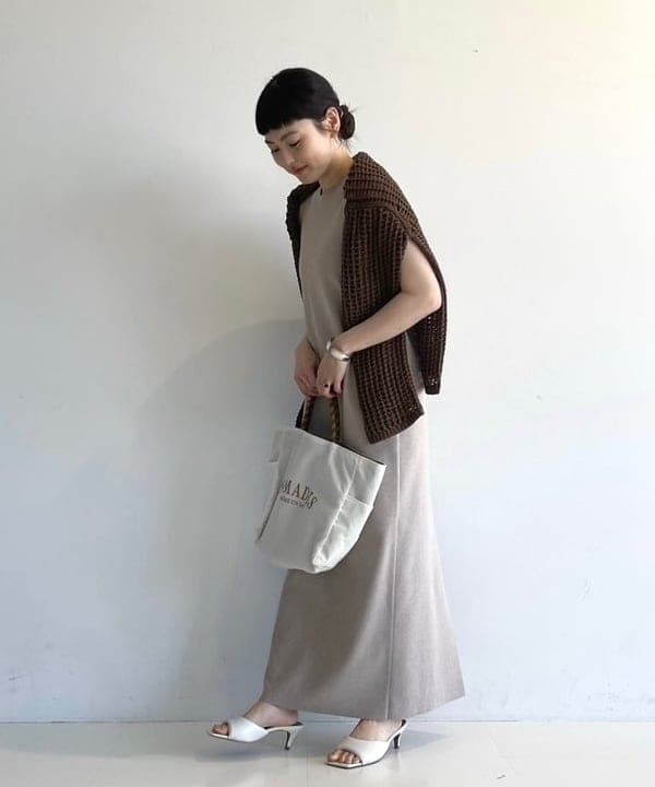 Ichika Hondaさんの「BEAMS WOMEN｜スクエアパフサンダル .M」を使ったコーディネート