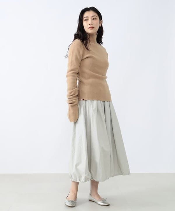 坂本 涼花さんの「BEAMS WOMEN｜Demi-Luxe BEAMS / バルーン コンビ ワンピース」を使ったコーディネート
