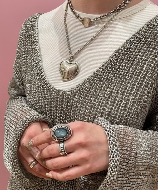 中江梨々香さんの「BEAMS WOMEN｜Otro Accesorio / オーバル リング」を使ったコーディネート