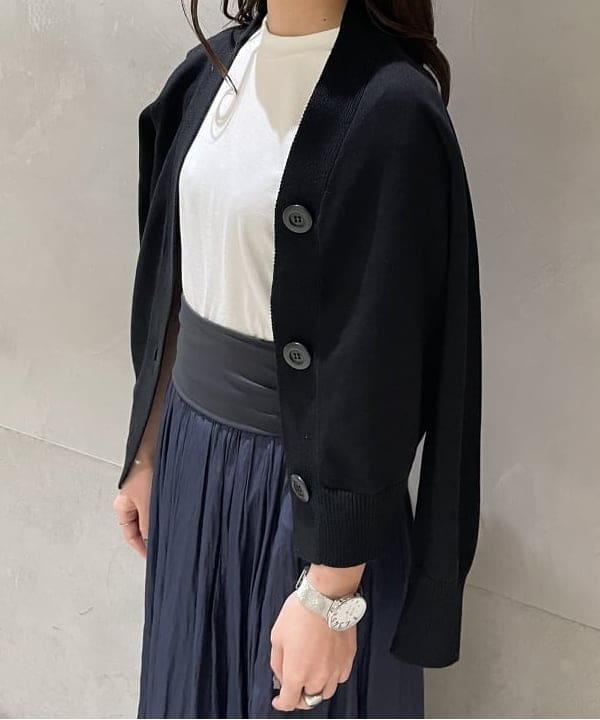 高木 菜央さんの「BEAMS WOMEN｜AK+1 / アンブレラ スカート」を使ったコーディネート