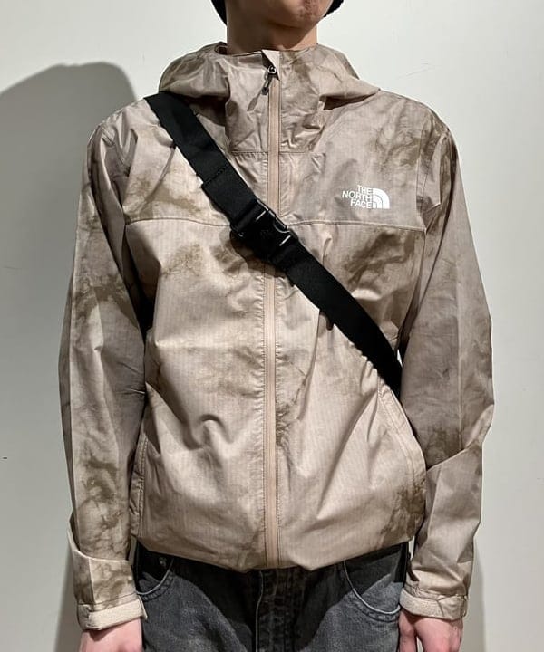 西村 光平さんの「BEAMS WOMEN｜THE NORTH FACE / Sweep」を使ったコーディネート