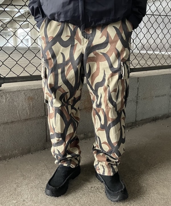 ホサカさんの「BEAMS WOMEN｜XS BAGGAGE &times; BEAMS / 別注 BodyBag」を使ったコーディネート