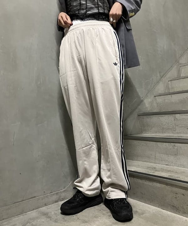 シマダリツコさんの「BEAMS WOMEN｜」を使ったコーディネート