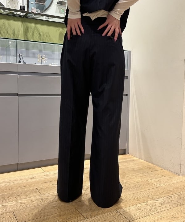 ayaneさんの「BEAMS WOMEN｜テレコ リブ クルーネック トップス」を使ったコーディネート